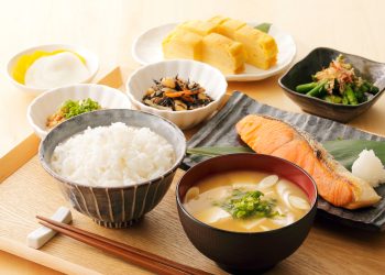 What Do Japanese People Eat and Drink at Home?