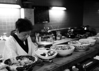 Chain Restaurants vs. Independent Eateries in Japan: What’s the Difference?