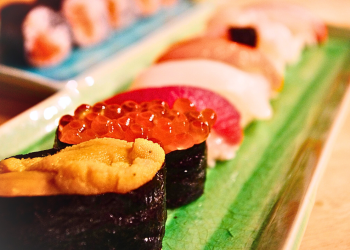 Late-Night Sushi in Tokyo: Conveyor Belts, Counters, and Hidden Gems