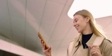 Safe Solo Bar-Hopping Routes for Women Travelers in Tokyo